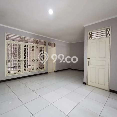 Jual Segera Rumah 3 KT 2 KM di Kawasan Komersial Pesanggrahan, Jakarta Selatan Jual Segera Rumah 3 KT 2 KM di Kawasan Komersial Pesanggrahan, Jakarta Selatan