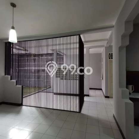 Jual Segera Rumah 3 KT 2 KM di Kawasan Komersial Pesanggrahan, Jakarta Selatan Jual Segera Rumah 3 KT 2 KM di Kawasan Komersial Pesanggrahan, Jakarta Selatan