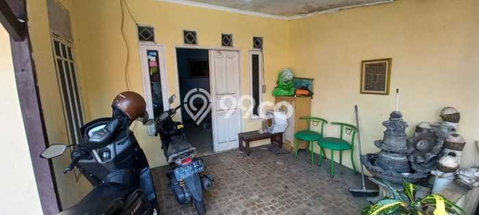 Rumah Asri 7 KT di Cipayung, Jakarta Timur - LT 175m² Rumah Asri 7 KT di Cipayung, Jakarta Timur - LT 175m²