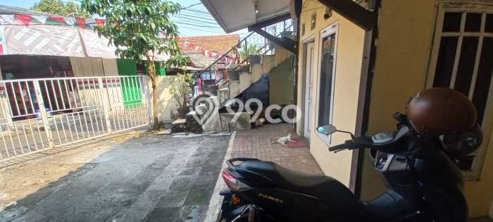 Rumah Asri 7 KT di Cipayung, Jakarta Timur - LT 175m² Rumah Asri 7 KT di Cipayung, Jakarta Timur - LT 175m²