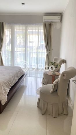 LOKASI TERBAIK! Rumah kawasan Bintaro, 4 KT, Area Premium, Luas 204m² Bangunan 216m² LOKASI TERBAIK! Rumah kawasan Bintaro, 4 KT, Area Premium, Luas 204m² Bangunan 216m²