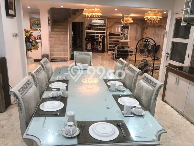 Jual Rumah Mewah Elegan Dengan View Cantik di Jati Padang, Jakarta Selatan Jual Rumah Mewah Elegan Dengan View Cantik di Jati Padang, Jakarta Selatan