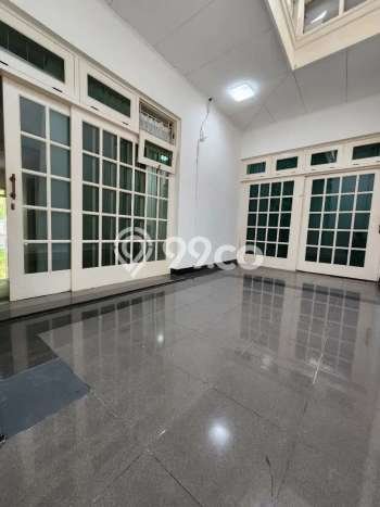 GOOD DEAL! Rumah area Pondok Indah, 3 KT, Ready, LT 250m² Bangunan 250m² GOOD DEAL! Rumah area Pondok Indah, 3 KT, Ready, LT 250m² Bangunan 250m²