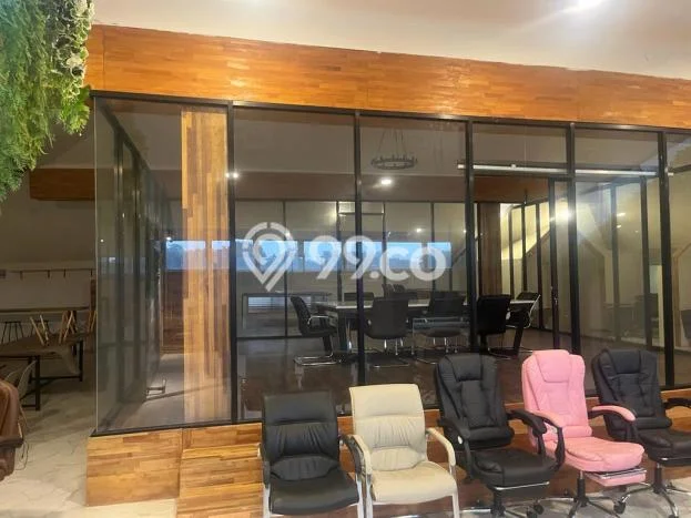 LOKASI PREMIUM! Komersial di Pondok Labu, Luas 400m², Lokasi Niaga LOKASI PREMIUM! Komersial di Pondok Labu, Luas 400m², Lokasi Niaga