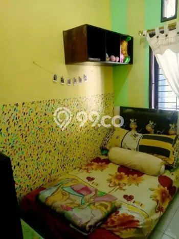 KESEMPATAN TERBAIK! Rumah Asri area Pasar Rebo, Luas 236m² Bangunan 90m² KESEMPATAN TERBAIK! Rumah Asri area Pasar Rebo, Luas 236m² Bangunan 90m²