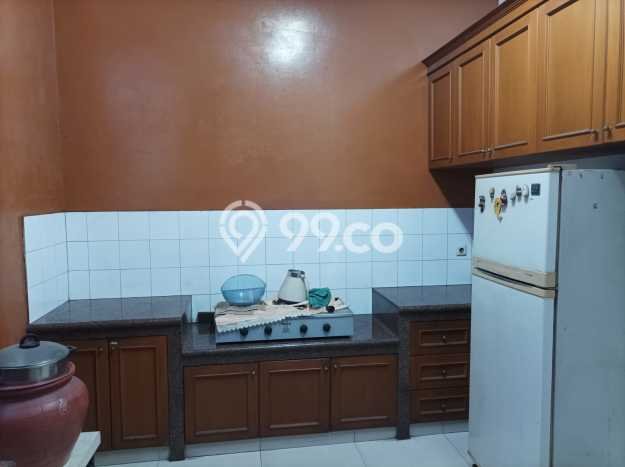 Rumah 3 KT 4 KM di Area Kemandoran, Jakarta Selatan Rumah 3 KT 4 KM di Area Kemandoran, Jakarta Selatan