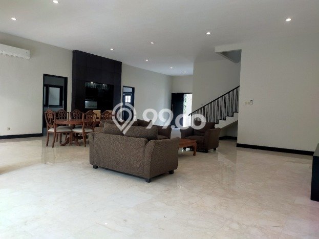 INVESTASI CERDAS! Rumah Premium Kebagusan, Jakarta Selatan, Luas Tanah 418m² LB 479m² INVESTASI CERDAS! Rumah Premium Kebagusan, Jakarta Selatan, Luas Tanah 418m² LB 479m²