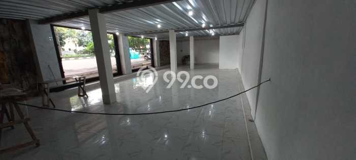 AREA KOMERSIAL! Ruko Disewakan di Pondok Labu, Luas 124m², Jalan Utama, Ready Usaha AREA KOMERSIAL! Ruko Disewakan di Pondok Labu, Luas 124m², Jalan Utama, Ready Usaha