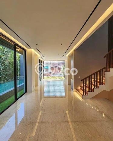 Dijual Rumah Mewah Megah Dengan View Eksklusif di Pondok Indah, Jakarta Selatan Dijual Rumah Mewah Megah Dengan View Eksklusif di Pondok Indah, Jakarta Selatan