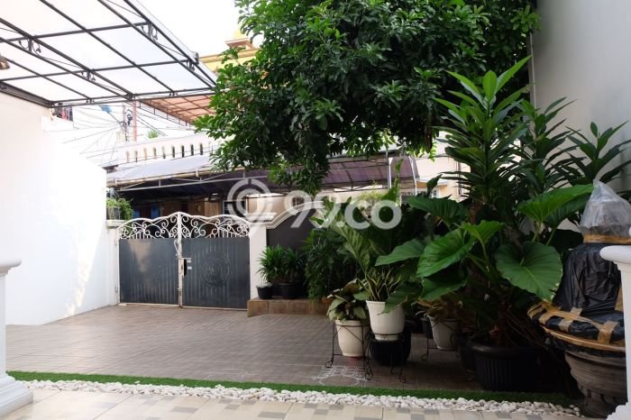 Dijual Hunian Mewah dengan Fasilitas Sekitar Komplit di Palmerah, Jakarta Barat Dijual Hunian Mewah dengan Fasilitas Sekitar Komplit di Palmerah, Jakarta Barat