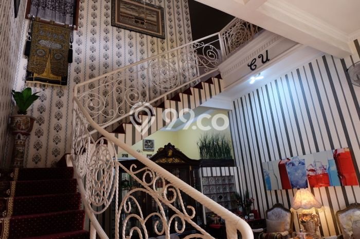 Dijual Hunian Mewah dengan Fasilitas Sekitar Komplit di Palmerah, Jakarta Barat Dijual Hunian Mewah dengan Fasilitas Sekitar Komplit di Palmerah, Jakarta Barat