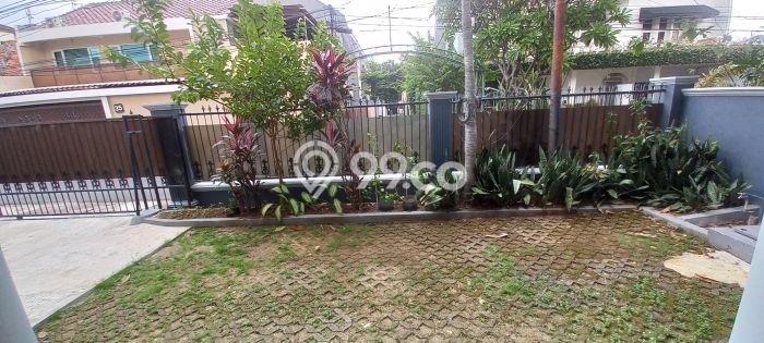 RECOMMENDED! Rumah di Fatmawati, 3 KM, Area Premium, Luas 200m² Bangunan 180m² RECOMMENDED! Rumah di Fatmawati, 3 KM, Area Premium, Luas 200m² Bangunan 180m²