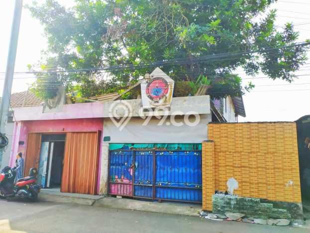 Rumah Luxury Modern Tanpa Renovasi di Cilangkap Jakarta Timur Rumah Luxury Modern Tanpa Renovasi di Cilangkap Jakarta Timur