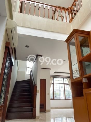 Ruko Kawasan Kebayoran Baru, Luas 450m², Lokasi Bisnis, Disewakan Ruko Kawasan Kebayoran Baru, Luas 450m², Lokasi Bisnis, Disewakan