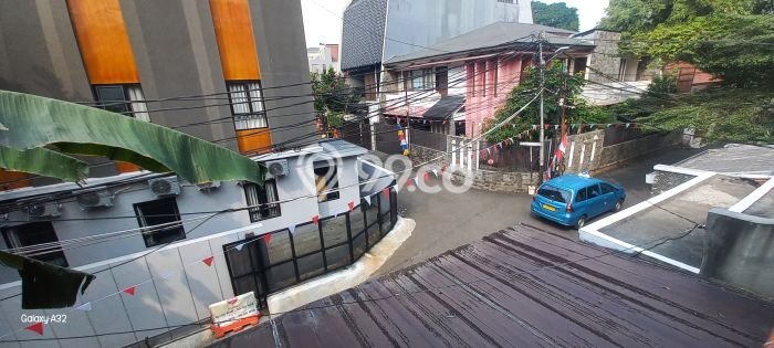 Rumah Sewa Jakarta Selatan LT 182m2 LB 204m2 Kawasan Senayan Rumah Sewa Jakarta Selatan LT 182m2 LB 204m2 Kawasan Senayan