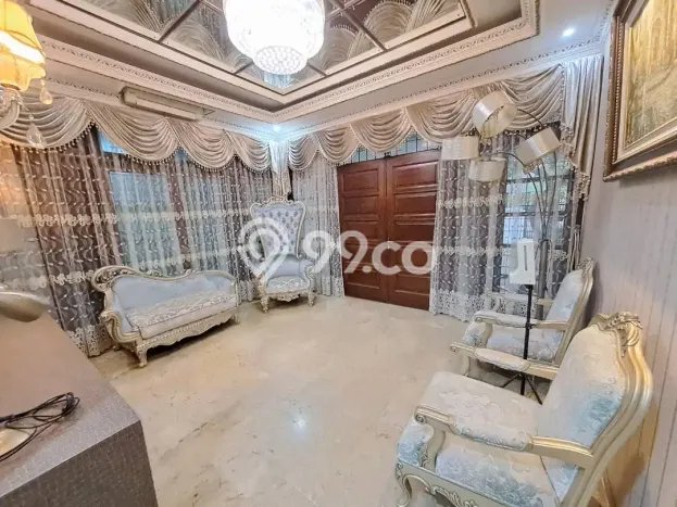 Ruko untuk Disewa di Pusat Jakarta Selatan Luas Bangunan 600m2 Ruko untuk Disewa di Pusat Jakarta Selatan Luas Bangunan 600m2