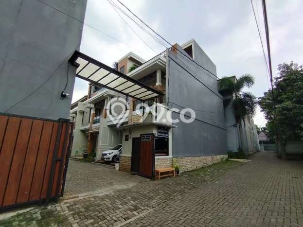 BEST PRICE! Rumah di Kebagusan, Akses ke Fasilitas, 3 KM, LT 92m² Bangunan 200m² BEST PRICE! Rumah di Kebagusan, Akses ke Fasilitas, 3 KM, LT 92m² Bangunan 200m²