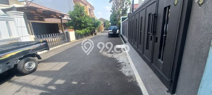 For Sale! Premium House LT 285m2 Desain Modern di Pondok Indah For Sale! Premium House LT 285m2 Desain Modern di Pondok Indah