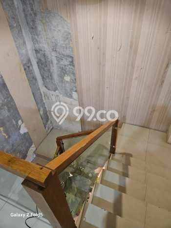 Rumah Luxury Modern Siap Huni di Pondok Pinang Jakarta Selatan Rumah Luxury Modern Siap Huni di Pondok Pinang Jakarta Selatan