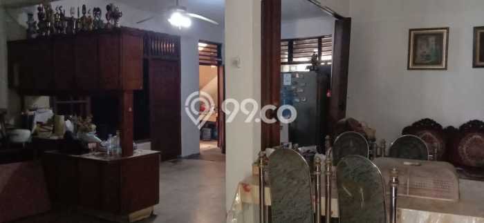 For Sale! Luxury House LT 345m2 Desain Modern di Senayan For Sale! Luxury House LT 345m2 Desain Modern di Senayan