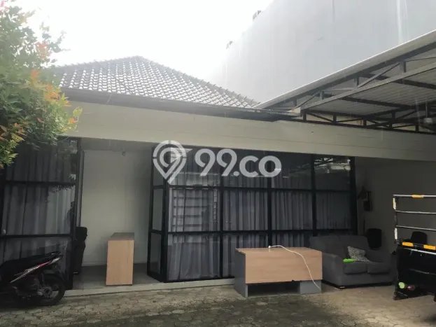 Rumah Tenang area Gondangdia, 4 KT, Luas 450m² LB 400m² Rumah Tenang area Gondangdia, 4 KT, Luas 450m² LB 400m²