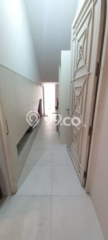 Hunian Mewah LB 1100m2 Siap Pakai Desain Elegan di Kuningan, Jakarta Selatan Hunian Mewah LB 1100m2 Siap Pakai Desain Elegan di Kuningan, Jakarta Selatan