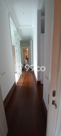 Hunian Mewah LB 1100m2 Siap Pakai Desain Elegan di Kuningan, Jakarta Selatan Hunian Mewah LB 1100m2 Siap Pakai Desain Elegan di Kuningan, Jakarta Selatan