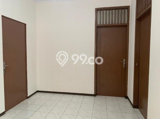 GOOD DEAL! Rumah di Kebon Jeruk, 3 KM, Siap Huni, Luas 430m² LB 180m² GOOD DEAL! Rumah di Kebon Jeruk, 3 KM, Siap Huni, Luas 430m² LB 180m²