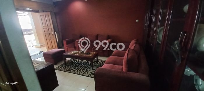 Rumah Sewa Jakarta Selatan LT 182m2 LB 204m2 Kawasan Senayan Rumah Sewa Jakarta Selatan LT 182m2 LB 204m2 Kawasan Senayan