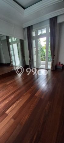 Hunian Mewah LB 1100m2 Siap Pakai Desain Elegan di Kuningan, Jakarta Selatan Hunian Mewah LB 1100m2 Siap Pakai Desain Elegan di Kuningan, Jakarta Selatan