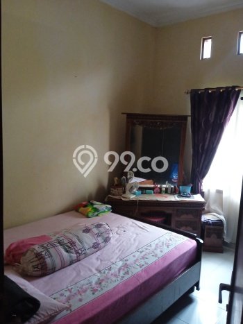 Rumah Strategis Minimalis Lb 150m2 di Ciracas, Jakarta Timur Rumah Strategis Minimalis Lb 150m2 di Ciracas, Jakarta Timur