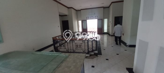 Unit Komersial Tersedia di Gandaria Spesifikasi LB 500m2 Unit Komersial Tersedia di Gandaria Spesifikasi LB 500m2