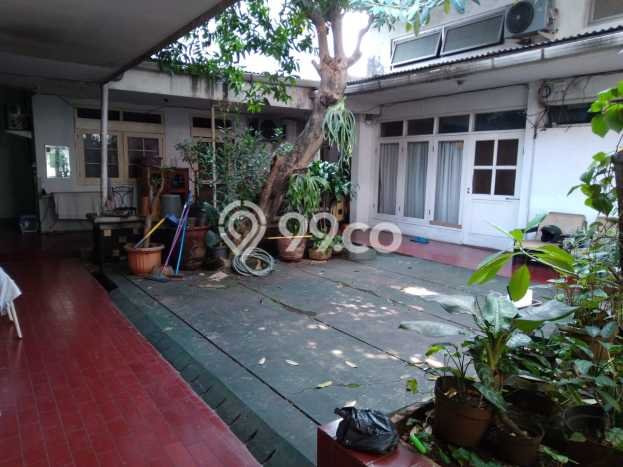 Dijual Rumah Luas Elegan Dengan View Cantik di Pos Pengumben, Jakarta Barat Dijual Rumah Luas Elegan Dengan View Cantik di Pos Pengumben, Jakarta Barat