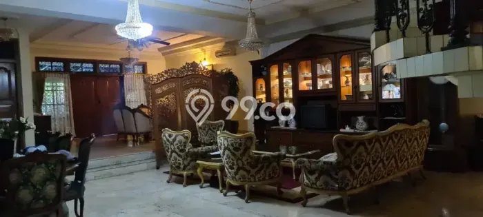 Rumah Mewah LB 700m2 Siap Huni Desain Elegan di Grogol, Jakarta Barat Rumah Mewah LB 700m2 Siap Huni Desain Elegan di Grogol, Jakarta Barat
