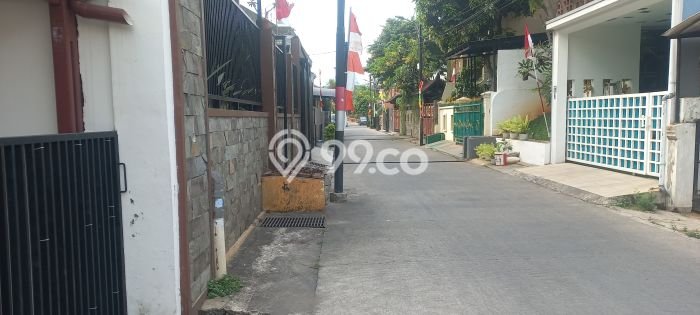 HOT DEAL! Rumah area Mampang, 3 KT, Area Asri, LT 225m² LB 250m² HOT DEAL! Rumah area Mampang, 3 KT, Area Asri, LT 225m² LB 250m²