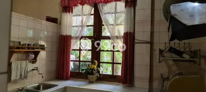 Rumah Mewah LB 700m2 Siap Huni Desain Elegan di Grogol, Jakarta Barat Rumah Mewah LB 700m2 Siap Huni Desain Elegan di Grogol, Jakarta Barat