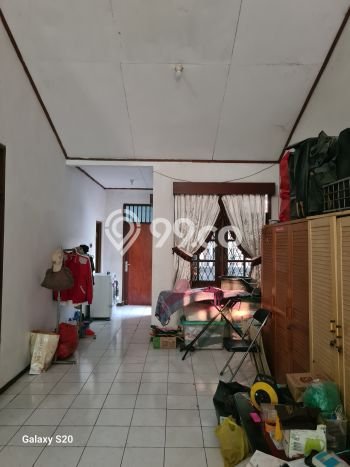 Rumah Elit LB 334m2 Siap Pakai Desain Elegan di Srengseng, Jakarta Barat Rumah Elit LB 334m2 Siap Pakai Desain Elegan di Srengseng, Jakarta Barat