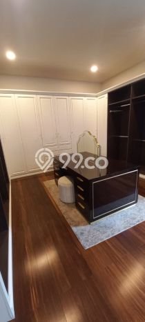 Hunian Mewah LB 1100m2 Siap Pakai Desain Elegan di Kuningan, Jakarta Selatan Hunian Mewah LB 1100m2 Siap Pakai Desain Elegan di Kuningan, Jakarta Selatan