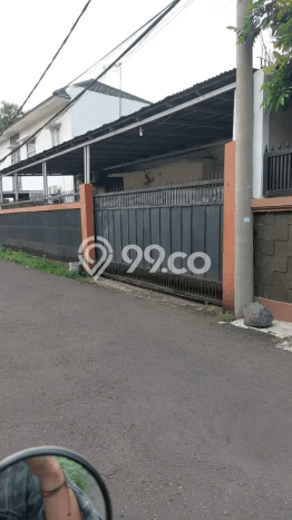 PROPERTI UNGGULAN! Rumah area Pejaten, 2 KT, Lingkungan Premium, LT 200m² Bangunan 170m² PROPERTI UNGGULAN! Rumah area Pejaten, 2 KT, Lingkungan Premium, LT 200m² Bangunan 170m²