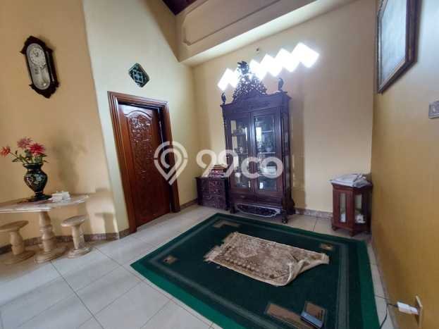 Jual Rumah Luas Megah Dengan View Cantik di Bambu Apus, Jakarta Timur Jual Rumah Luas Megah Dengan View Cantik di Bambu Apus, Jakarta Timur