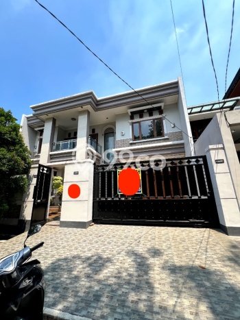 Jual Rumah Luas Megah Dengan View Eksklusif di Pondok Kelapa, Jakarta Timur Jual Rumah Luas Megah Dengan View Eksklusif di Pondok Kelapa, Jakarta Timur