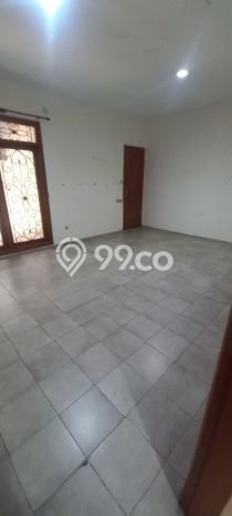 HUNIAN PREMIUM! Rumah kawasan Cipete, 9 KM, Area Berkembang, Luas 700m² Bangunan 500m² HUNIAN PREMIUM! Rumah kawasan Cipete, 9 KM, Area Berkembang, Luas 700m² Bangunan 500m²