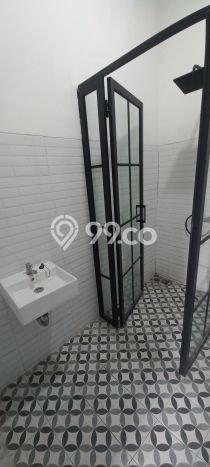 PENAWARAN TERBAIK! Rumah Strategis area Pondok Indah, Luas 120m² LB 302m² PENAWARAN TERBAIK! Rumah Strategis area Pondok Indah, Luas 120m² LB 302m²