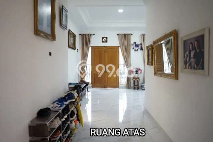 Dijual Rumah Premium dengan Fasilitas Sekitar Lengkap di Kebayoran Lama, Jakarta Selatan Dijual Rumah Premium dengan Fasilitas Sekitar Lengkap di Kebayoran Lama, Jakarta Selatan