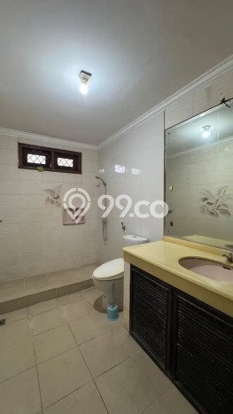 RECOMMENDED! Rumah di Fatmawati, 3 KM, Area Premium, Luas 200m² Bangunan 180m² RECOMMENDED! Rumah di Fatmawati, 3 KM, Area Premium, Luas 200m² Bangunan 180m²