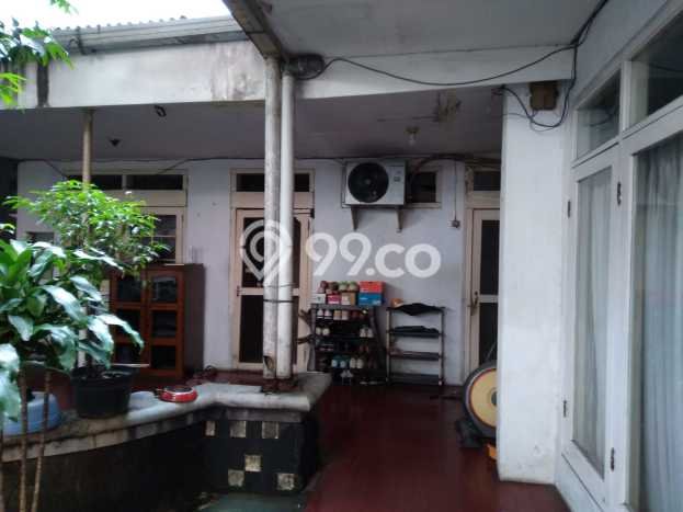 Dijual Rumah Luas Elegan Dengan View Cantik di Pos Pengumben, Jakarta Barat Dijual Rumah Luas Elegan Dengan View Cantik di Pos Pengumben, Jakarta Barat