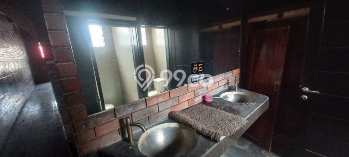 Disewakan Ruko Area Komersial Kawasan Kemang, Luas 150m², Siap Operasi Disewakan Ruko Area Komersial Kawasan Kemang, Luas 150m², Siap Operasi