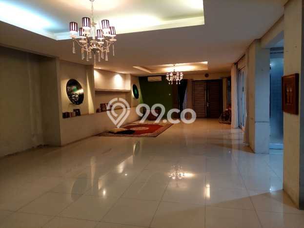 Rumah Luxury Modern Tanpa Renovasi di Wijaya Jakarta Selatan Rumah Luxury Modern Tanpa Renovasi di Wijaya Jakarta Selatan