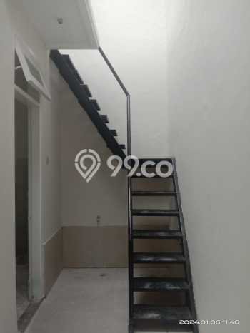 Rumah Modern 2 KT di Citraland Surabaya Semi Furnished Rumah Modern 2 KT di Citraland Surabaya Semi Furnished