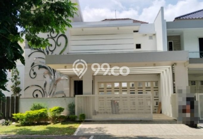 Rumah Premium 5 KT 5 KM di Kawasan Nyaman Wiyung, Surabaya Rumah Premium 5 KT 5 KM di Kawasan Nyaman Wiyung, Surabaya